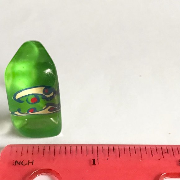 Vintage Lucite Acrylic Ring Size 9 Retro Abstract Hand Painted Green Blue Red - Picture 11 of 11
